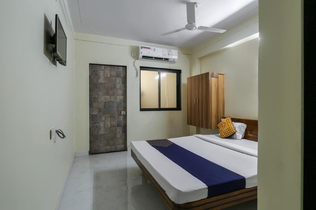 สปอต ออน 72974 โคกุล ลอดจ์ Hotel ปูเน่ ภายนอก รูปภาพ